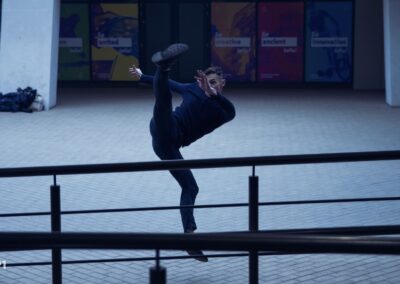 Canon Trick Tornado Simon Kicks